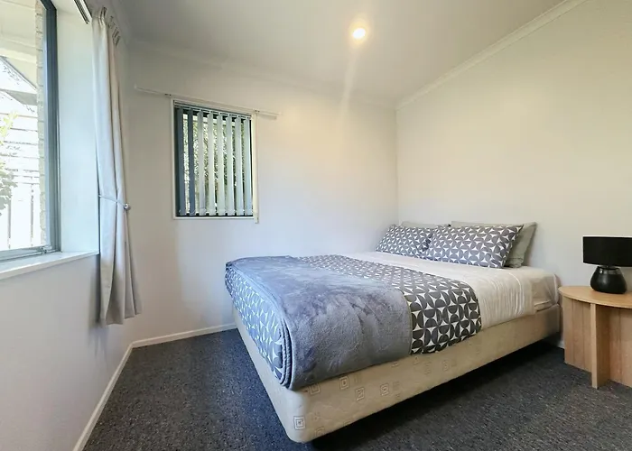 펜션 Comfort 3 Bedrooms House Near Redwood 로토루아